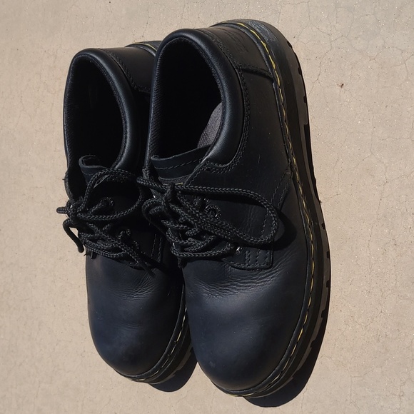 Dr. Martin Steel Toe Shoe - Picture 2 of 7